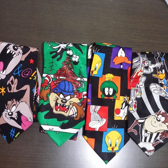 VINTAGE  LOONEY TUNES MANIA & By BALANCE LOT OF 4 - Picture 1 of 8